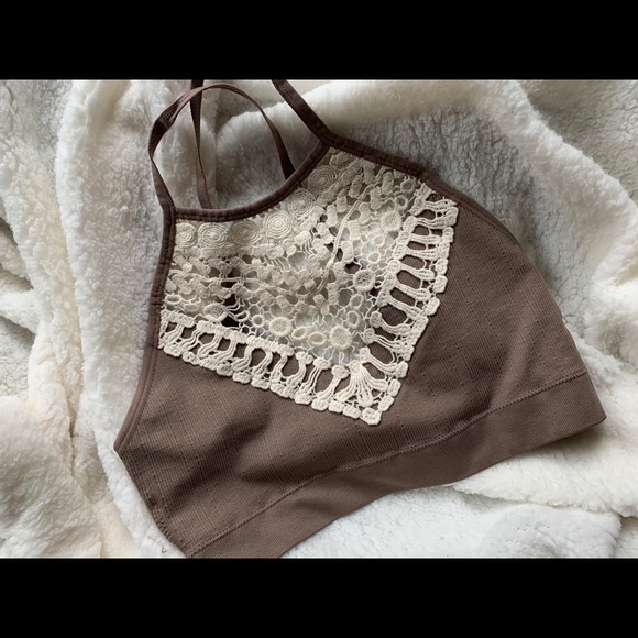 Crochet Lace Bralette - Picture 6 of 8